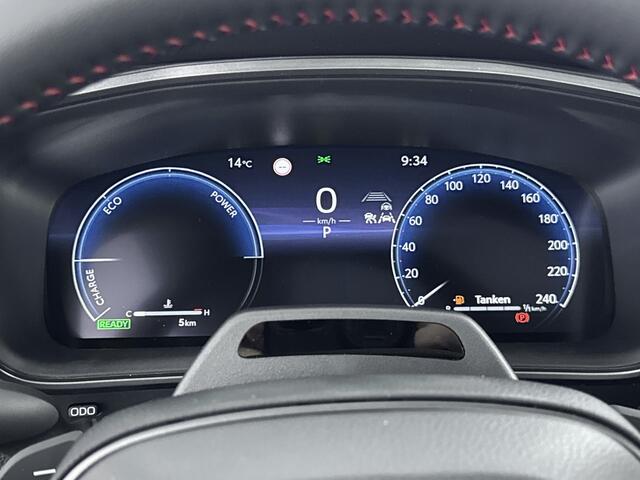 Toyota COROLLA Cross Hybrid 180 GR Sport | Apple Carplay & Android Auto | Parkeercamera | * | Direct leveren |