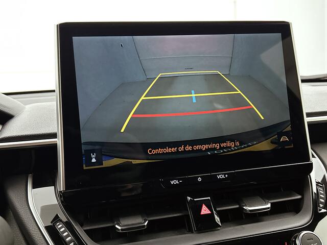 Toyota COROLLA Cross Hybrid 140 Style + Premium Pack I | Stuur en stoelverwarming | BEARLOCK | TREKHAAK | El achterklep | BSM | PDC |