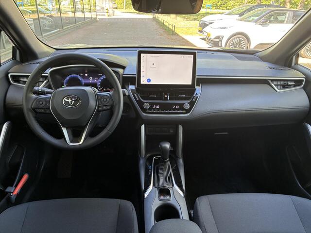 Toyota COROLLA Cross Hybrid 140 Style Automaat 140PK | Navigatie | Adaptieve Cruise Control | Dodehoekdetectie | Elek. achterklep | Afneembare trekhaak