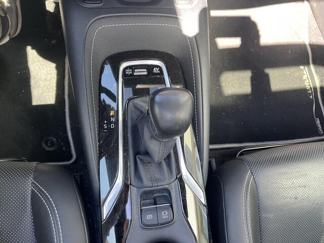 Toyota COROLLA Touring Sports 2.0 Hybrid Premium | NL-auto | Lederen bekleding