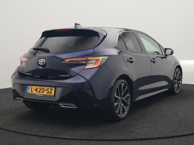 Toyota COROLLA 2.0 Hybrid Executive 184pk Dealer O.H | Adaptive Cruise | Head Up | Camera | Sportstoelen Verwarmd | Keyless | Apple Carplay | Navigatie | Blis | DAB |