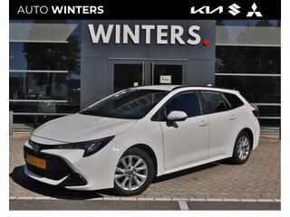 toyota-corolla-touring-sports-hybri