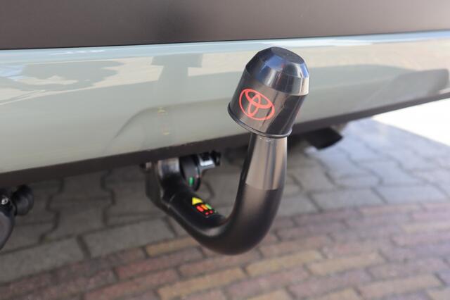 Toyota COROLLA Cross Hybrid 140 Style Trekhaak | Stoel | Stuurverwarming