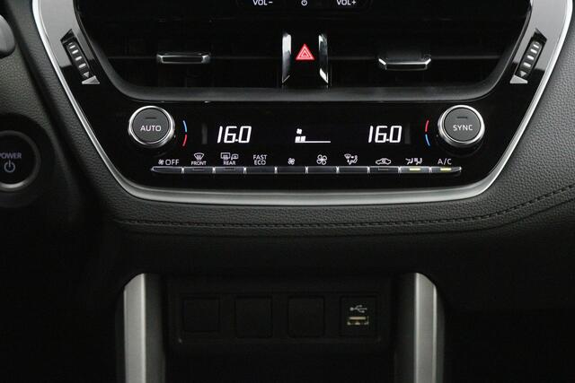 Toyota COROLLA Cross Hybrid 200 Dynamic | Navigatie | Keyless | Parkeercamera | all Season banden |