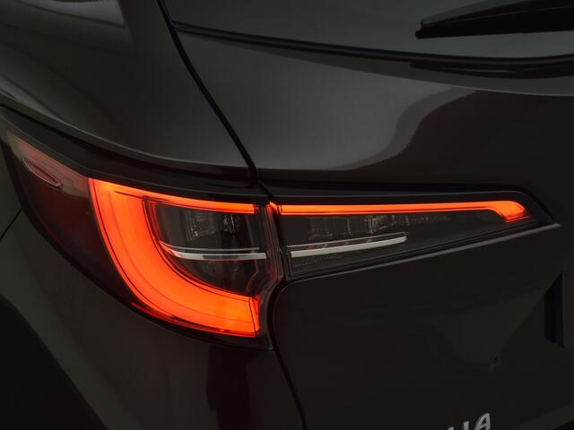 Toyota COROLLA Touring Sports 1.8 Hybrid Active | Elektr. a. klep | Trekhaak | Stoelverw. |