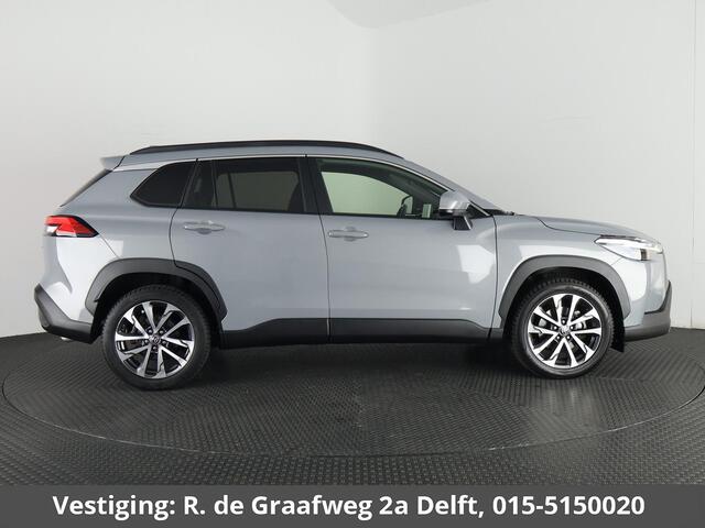 Toyota COROLLA Cross 2.0 High Power Hybrid First Edition | Apple Carplay & AndroidAUTO | Stoelverwarming | BSM | Elektrische kofferbak |