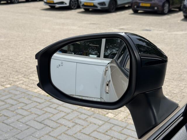 Toyota COROLLA Cross Hybrid 140 Dynamic | GEEN AFLEVERKOSTEN | Trekhaak afneembaar, Elektrische achterklep, Parkeersensoren, Dodehoekdetectie