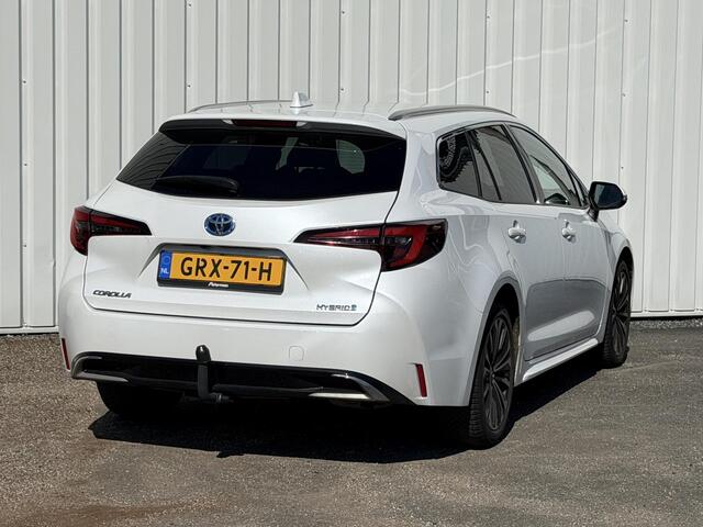 Toyota COROLLA Touring Sports 1.8 Hybrid First Edition | Trekhaak afneembaar | Navigatie | Climate Control | Cruise Control | Achteruitrijcamera | Apple Carplay/Android Auto