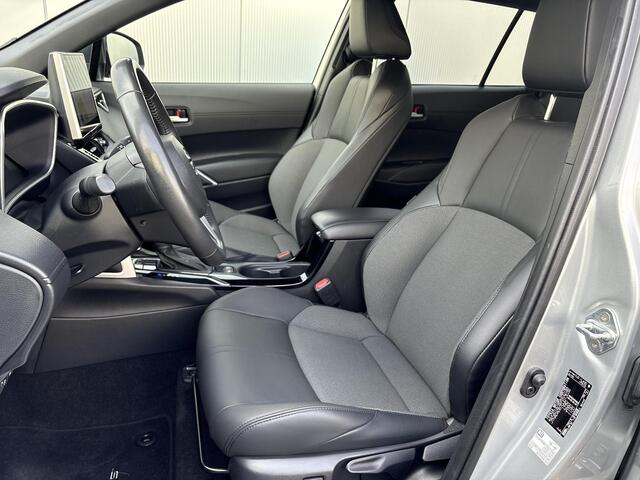 Toyota COROLLA Cross Hybrid 140 Style **TWEEDE PINKSTERDAG GEOPEND/ STUURVERWARMING/ DODEHOEK DETECTIE/ ELEKTRONISCHE ACHTERKLEP**