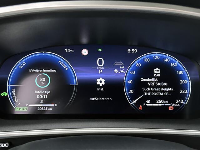 Toyota COROLLA Cross Hybrid 140 Style