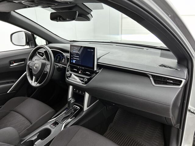 Toyota COROLLA Cross Hybrid 140 Dynamic | Stoel -en stuurwielverwarming | Climate control | Adaptive Cruise control |