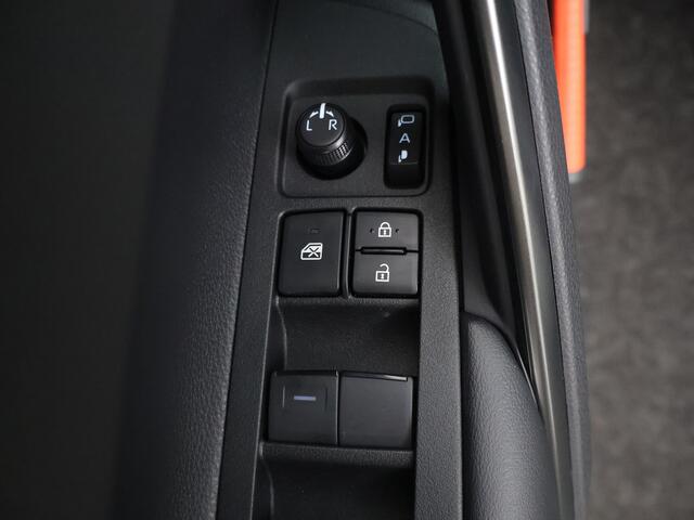 Toyota COROLLA Cross Hybrid 180 GR Sport