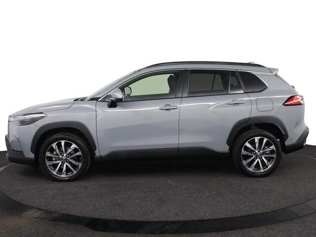 Toyota COROLLA Cross Hybrid 140 Style | Apple Carplay/Android Auto | Parkeersensoren | Elektrische Achterklep |