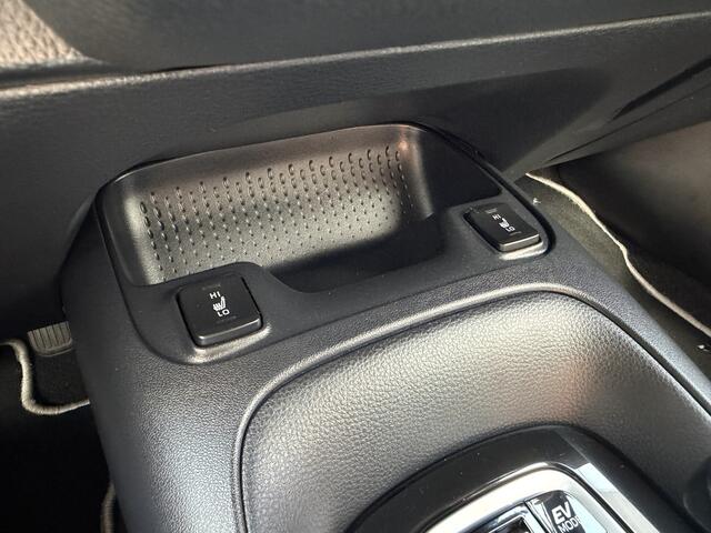 Toyota COROLLA Touring Sports 1.8 Hybrid Dynamic | GEEN AFLEVERKOSTEN | Trekhaak, Apple/Android, Navigatie