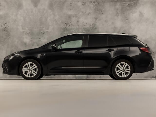 Toyota COROLLA 1.8 Hybrid Sport Automaat (NAVIGATIE, LEDER, VIRTUAL COCKPIT, CAMERA, SPORTSTOELEN, GETINT GLAS, ADAPTIVE CRUISE, NIEUWE APK, NIEUWSTAAT)