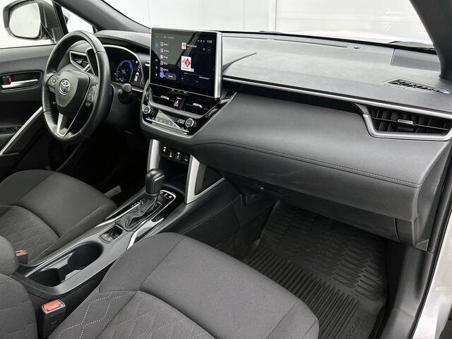 Toyota COROLLA Cross Hybrid 140 Dynamic + | Stoel stuur en voorruitverwarming |