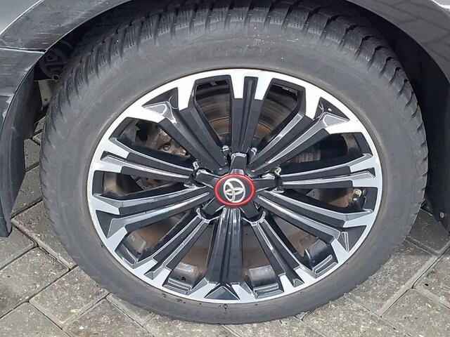 Toyota COROLLA Touring Sports 2.0 Hybrid GR-Sport 1e-Eig. & Dealer-Onderh. BOVAG-Garantie. NL-Auto.