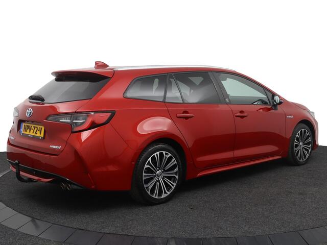 Toyota COROLLA Touring Sports 2.0 Hybrid Dynamic | Trekhaak | Parkeersensoren | Stuur en stoelverwarming |