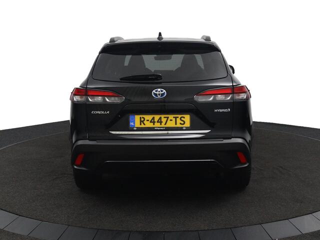 Toyota COROLLA Cross 2.0 High Power Hybrid Launch Edition | elektrisch glazen panorama-dak | treeplanken | Stoelverwarming | Stuurverwarming | Premium Audio | Origineel Nederlands |