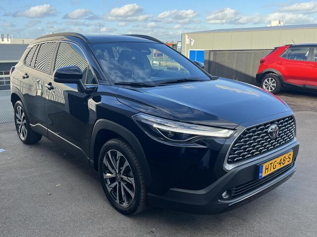 Toyota COROLLA Cross Hybrid 140 Style Dodehoek detectie, navigatie Apple CarPlay/Android Auto, parkeersensoren, draadloze telefoonlader,