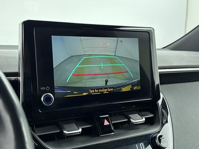 Toyota COROLLA Touring Sports 2.0 Hybrid Active Plus | Trekhaak | Stoel / Stuur Verwarming | Onderweg-naar-dealer