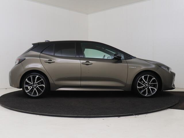 Toyota COROLLA Hybrid HB 2.0 Hybrid Premium | Dealer onderhouden | JBL | Head-Up Display | Dodehoek detectie | LED Matrix | Parkeersensoren voor+achter met assistent |