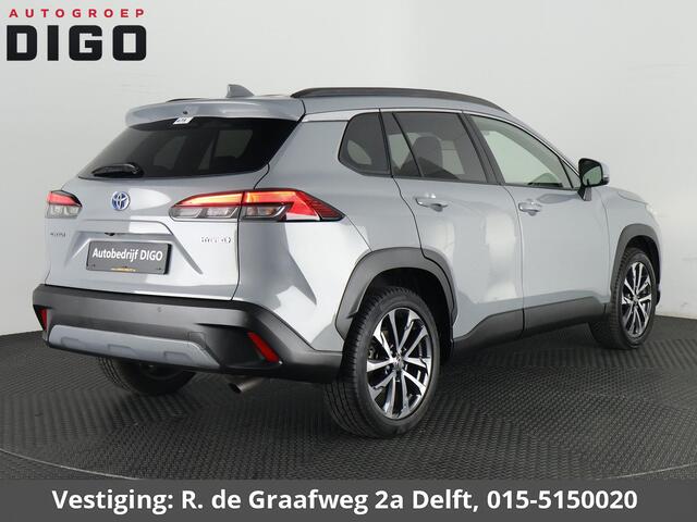 Toyota COROLLA Cross 2.0 High Power Hybrid First Edition | Apple Carplay & AndroidAUTO | Stoelverwarming | BSM | Elektrische kofferbak |