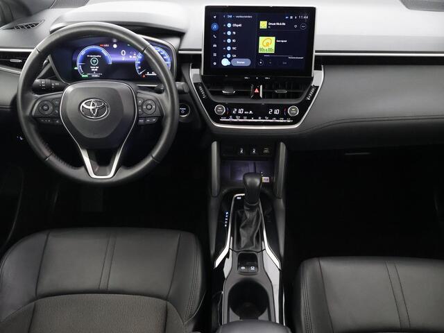 Toyota COROLLA Cross 2.0 High Power Hybrid First Edition | Stoelverwarming | Navigatie | Half Leder | Apple Carplay & AndroidAUTO | 1e eigenaar |