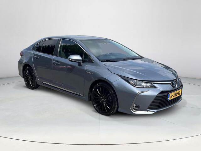 Toyota COROLLA 1.8 Hybrid First Edition | Trekhaak | Navigatie | Apple CarPlay/Android auto | Achteruitrijcamera