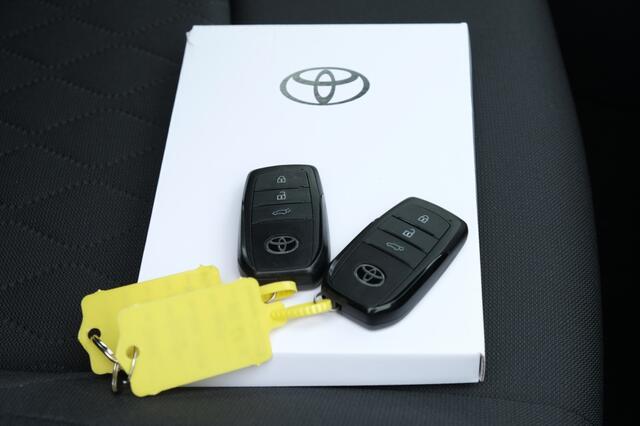 Toyota COROLLA Cross Hybrid 140 Style Automaat | Apple CarPlay en Android Auto | Park