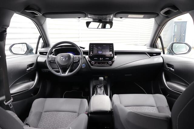 Toyota COROLLA Touring Sports 1.8 Hybrid Style, HUD, LM Velgen, Climate control, Cruise control, Lane assist!