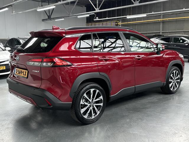 Toyota COROLLA Cross Hybrid 140 Style + Premium pack + Panoramadak, zeer nette en luxe auto met slechts 18000KM! NL Auto