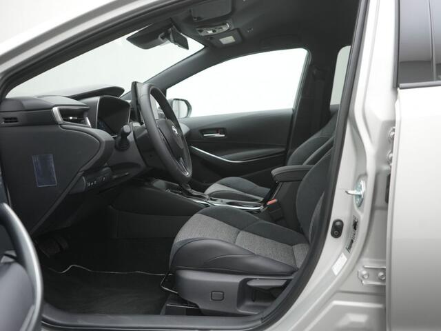 Toyota COROLLA Touring Sports Hybrid 180 Dynamic | Voorraad Actie | Snel rijden |