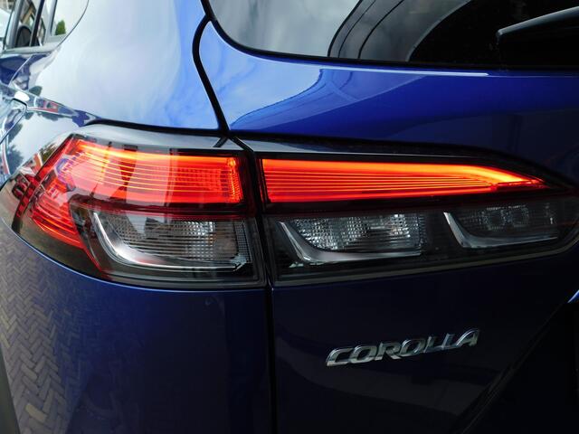 Toyota COROLLA Cross Hybrid 140 Style | Trekhaak