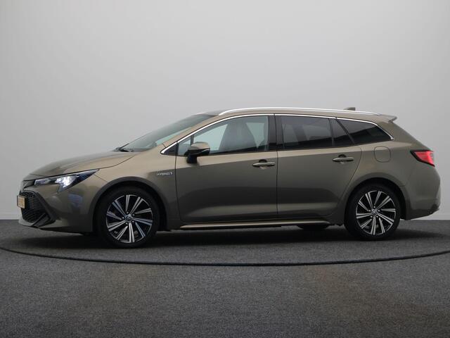 Toyota COROLLA Touring Sports 1.8 Hybrid Dynamic | Slechts 29365km | Stoelverwarming | Trekhaak | Adaptieve Cruise Control | Keyless Entry |