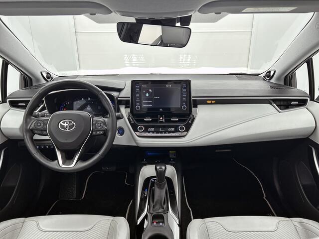 Toyota COROLLA Touring Sports 2.0 Hybrid Premium | Schuif/kantel dak | JBL | Head-Up Display | dodehoek detectie | Stoel+stuurverwarming | Parkeersensoren voor+achter met assistent | Elektrische achterklep |