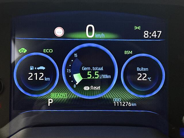 Toyota COROLLA Touring Sports 2.0 Hybrid Business Sport Intro | NL auto | Full Option | JBL | Head-Up Display | dodehoek detectie | Parkeersensoren voor+achter Met assistent | Elektrische achterklep |