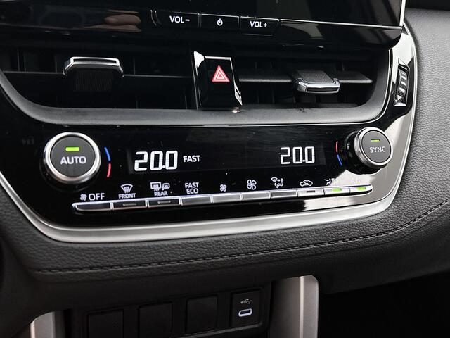 Toyota COROLLA Cross Hybrid 140 Style