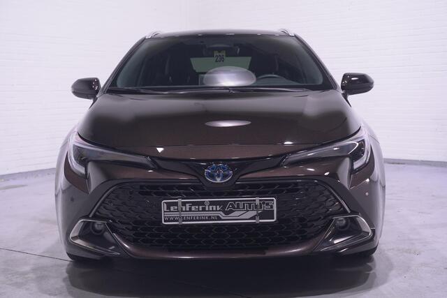 Toyota COROLLA 2.0 team deutschland navigatie camera stoel/stuur-verwarming half-lederen bekleding apple-carplay private-glas lane-assist groot-licht assist stuurbediening