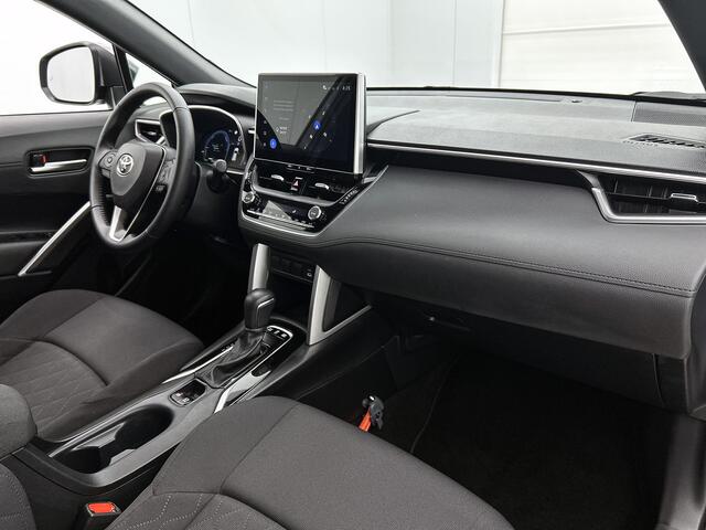 Toyota COROLLA Cross Hybrid 140 Style | BTW voertuig | Dodehoek detectie | Parkeersensoren voor+achter | Elektrische Achterklep | Navigatie | Apple CarPlay/Android Auto | Cruise Control Adaptive |