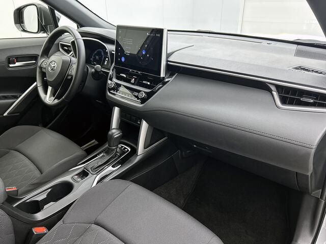 Toyota COROLLA Cross Hybrid 140 Style | BTW voertuig | Dealer onderhouden | Dodehoek detectie | Parkeersensoren voor+achter | Elektrische achterklep | Apple CarPlay/Android Auto | Cruise Control Adaptive |