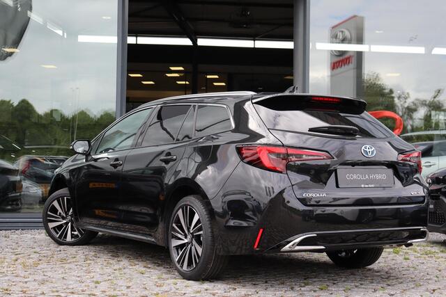 Toyota COROLLA Touring Sports Hybrid 140 Dynamic, Nieuw, Voordeel! ¤ 5.250