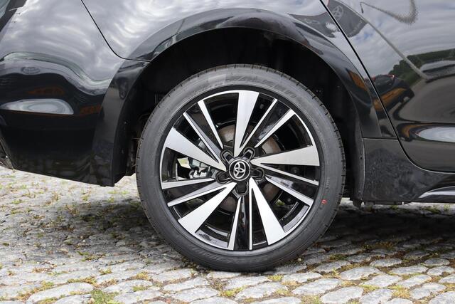 Toyota COROLLA Touring Sports Hybrid 140 Dynamic, Nieuw, Voordeel! ¤ 5.250
