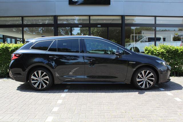 Toyota COROLLA Touring Sports 2.0 Hybrid Business Plus | Rijklaar | Apple/Android | Trekhaak | Stoelverw. | Adap. cruise | Clima | Bluetooth | Camera