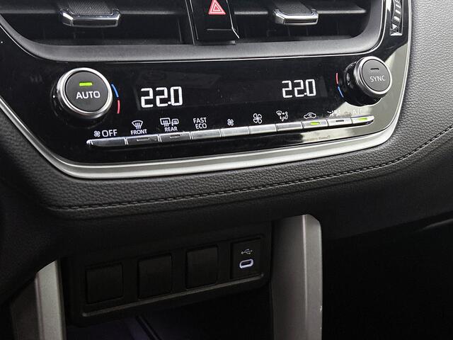 Toyota COROLLA Cross Hybrid 140 Style