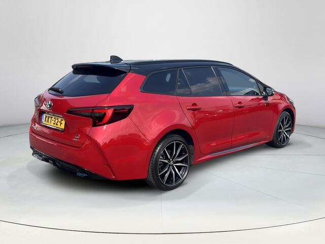 Toyota COROLLA Touring Sports Hybrid 140 GR Sport | Navigatie | Parkeersensoren | Elektrische achterklep