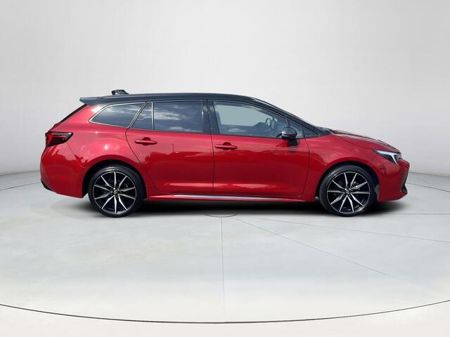 Toyota COROLLA Touring Sports Hybrid 140 GR Sport | Navigatie | Parkeersensoren | Elektrische achterklep