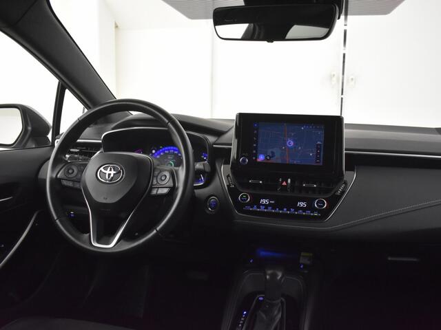 Toyota COROLLA Touring Sports 1.8 Hybrid Active Plus | Navigatie | Halfleer | Stoelverw.