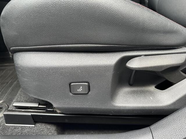 Toyota COROLLA 2.0 Hybrid Business GR-Sport