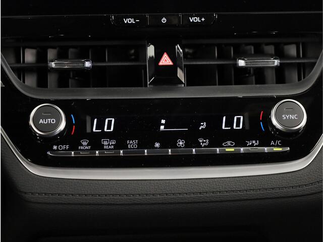 Toyota COROLLA Cross Hybrid 140 Dynamic *NIEUW* | Direct leverbaar! |